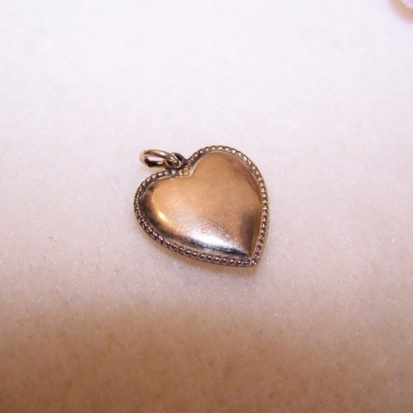 Vintage Gold Filled Puffy Heart Charm - No Engraving - Picture 6 of 7